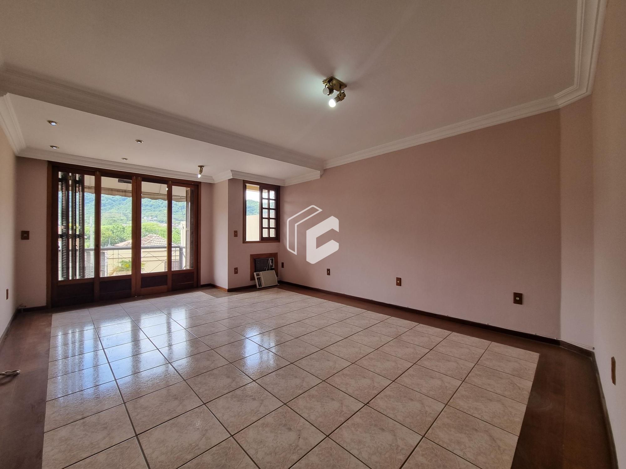 Casa à venda com 3 quartos, 390m² - Foto 5