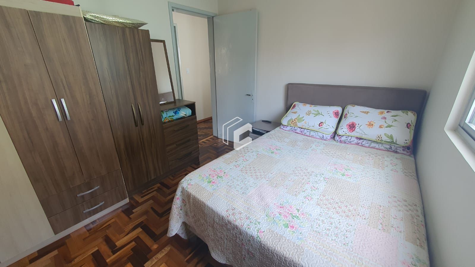 Apartamento à venda com 2 quartos, 47m² - Foto 3