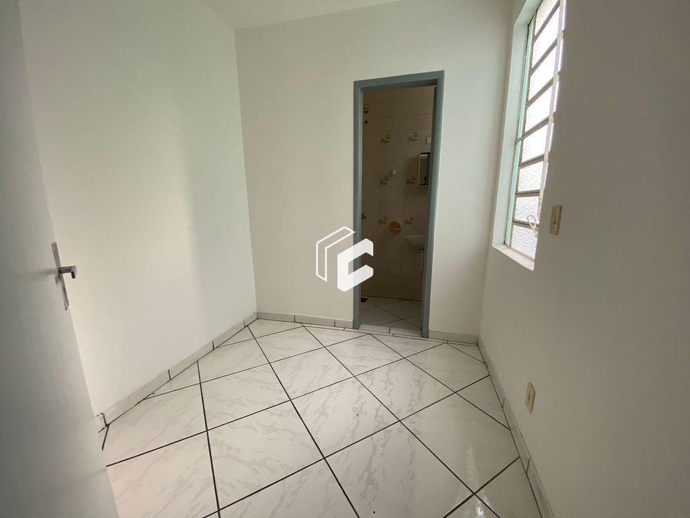 Apartamento à venda com 1 quarto, 90m² - Foto 2