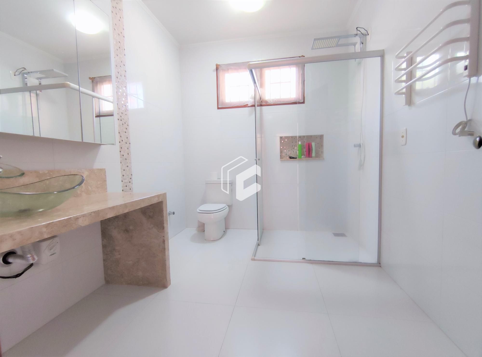 Casa à venda com 5 quartos, 250m² - Foto 10