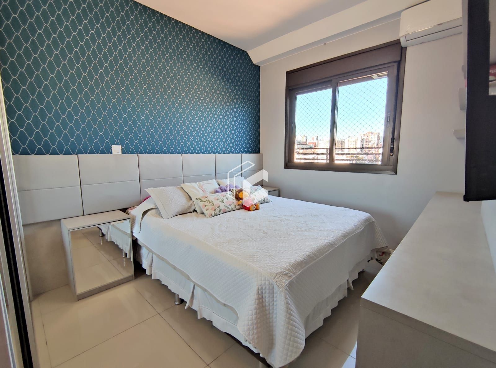 Apartamento à venda com 2 quartos, 75m² - Foto 15