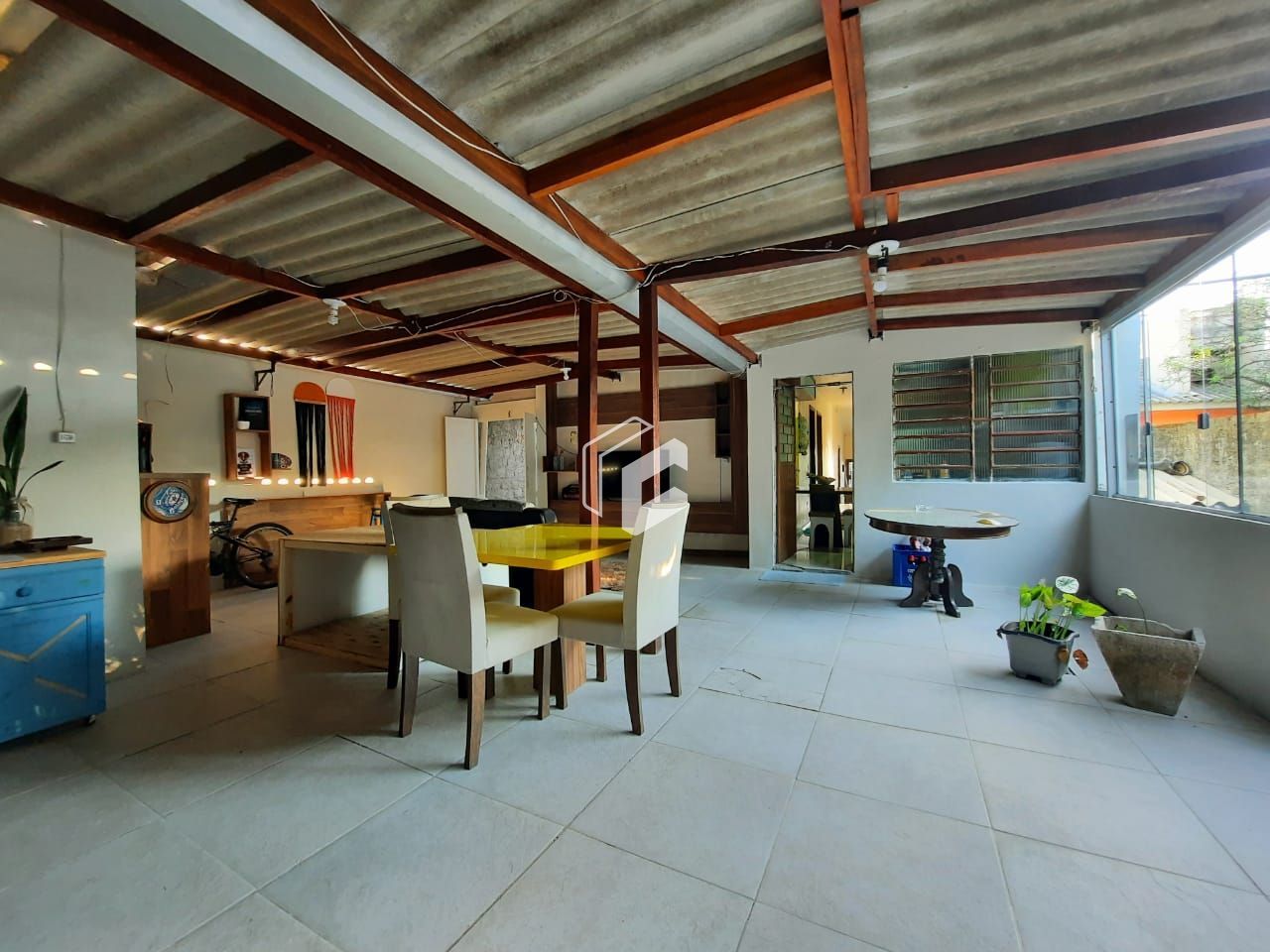 Casa à venda com 2 quartos, 66m² - Foto 13