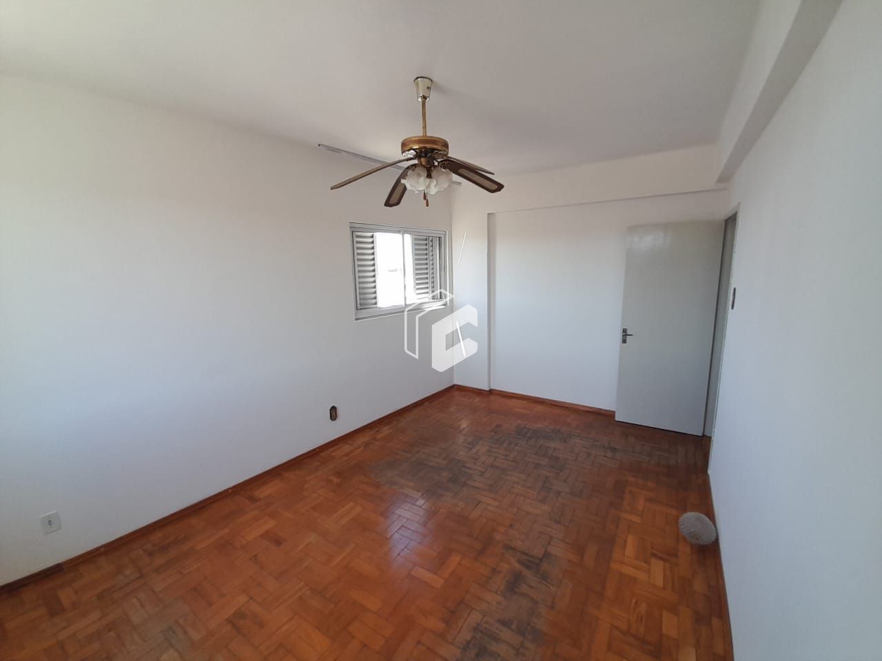 Apartamento à venda com 3 quartos, 107m² - Foto 15