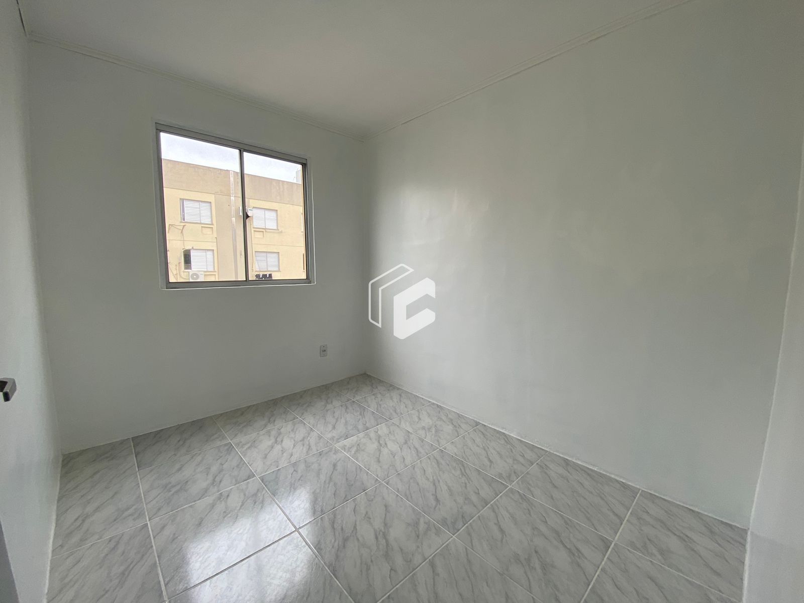 Apartamento à venda com 2 quartos, 44m² - Foto 3