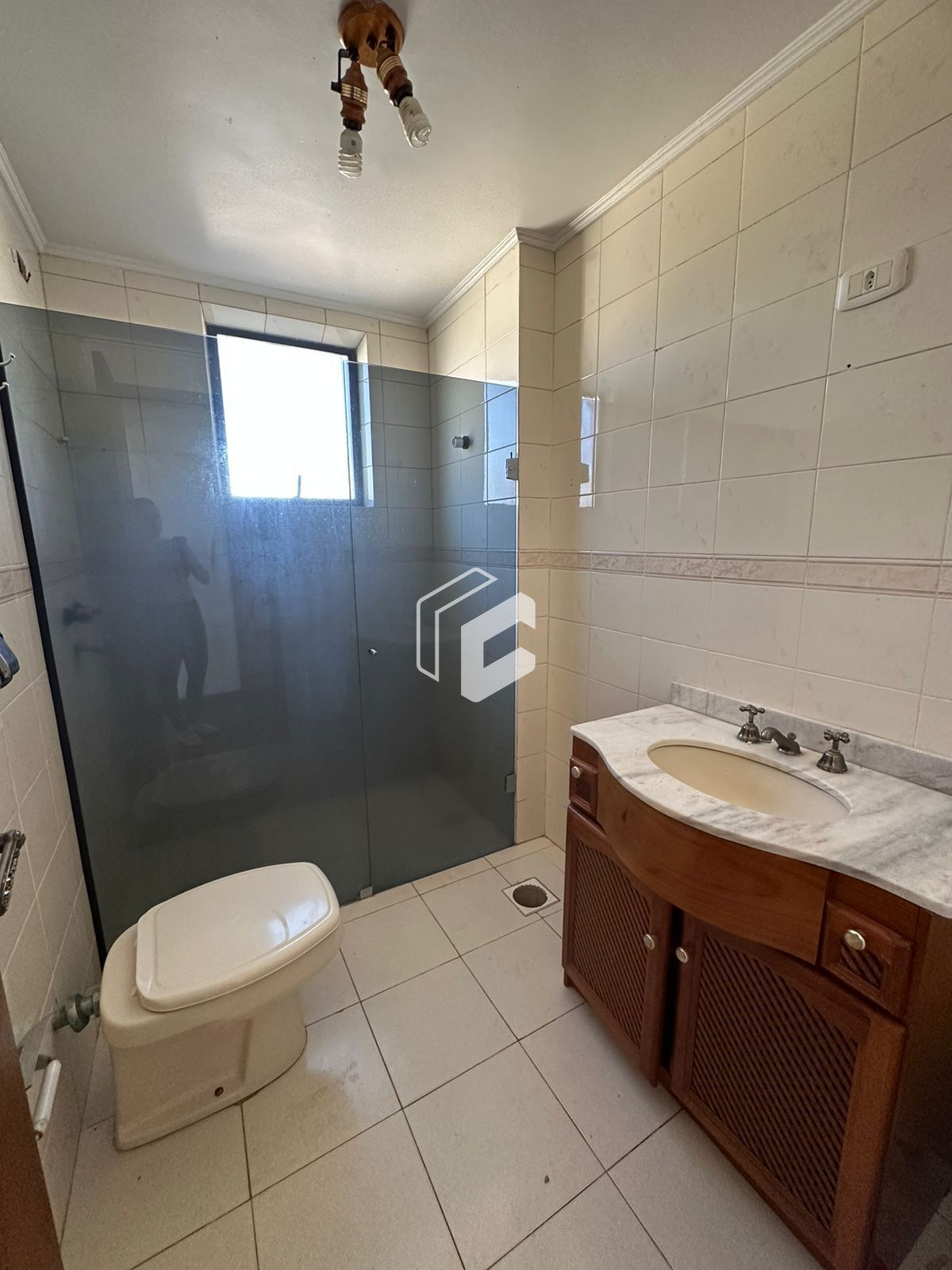 Apartamento à venda com 3 quartos, 216m² - Foto 10