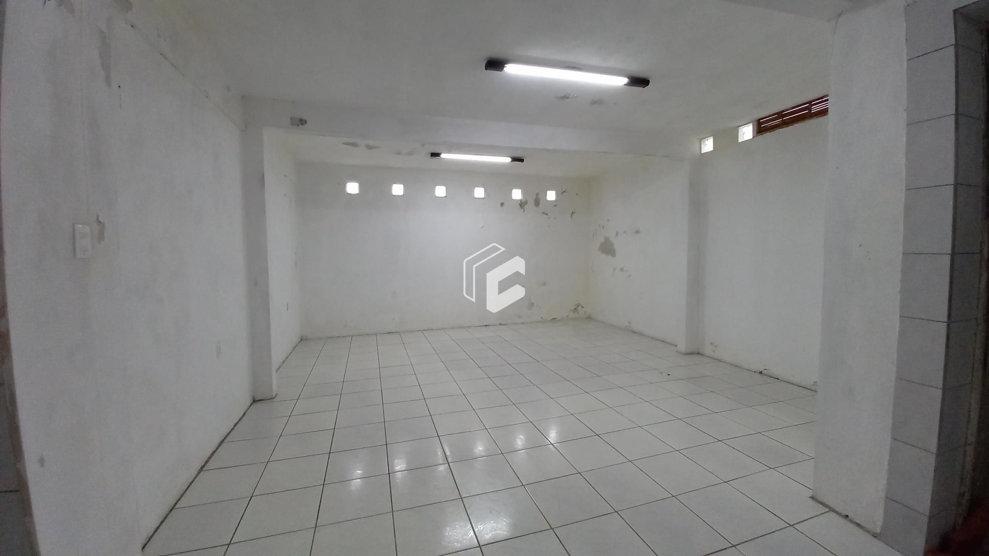 Loja-Salão para alugar com 7 quartos, 145m² - Foto 4