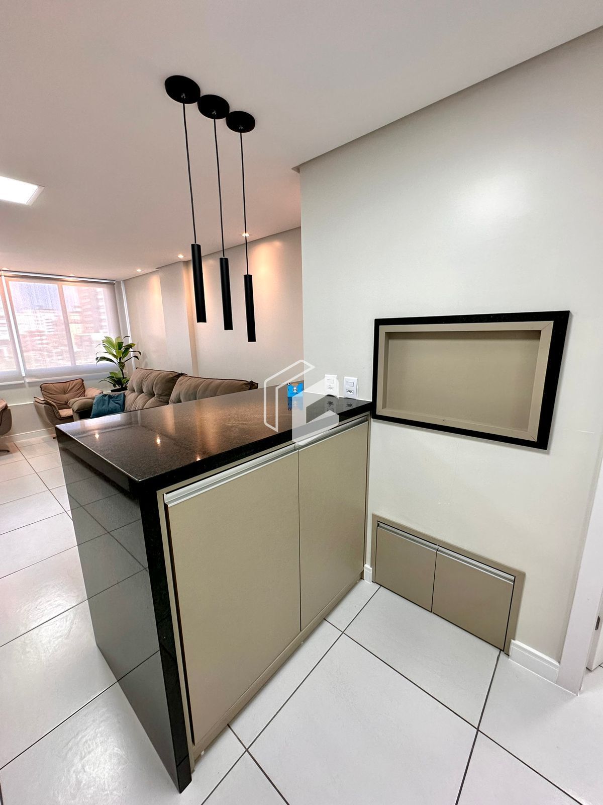 Apartamento à venda com 2 quartos, 64m² - Foto 8