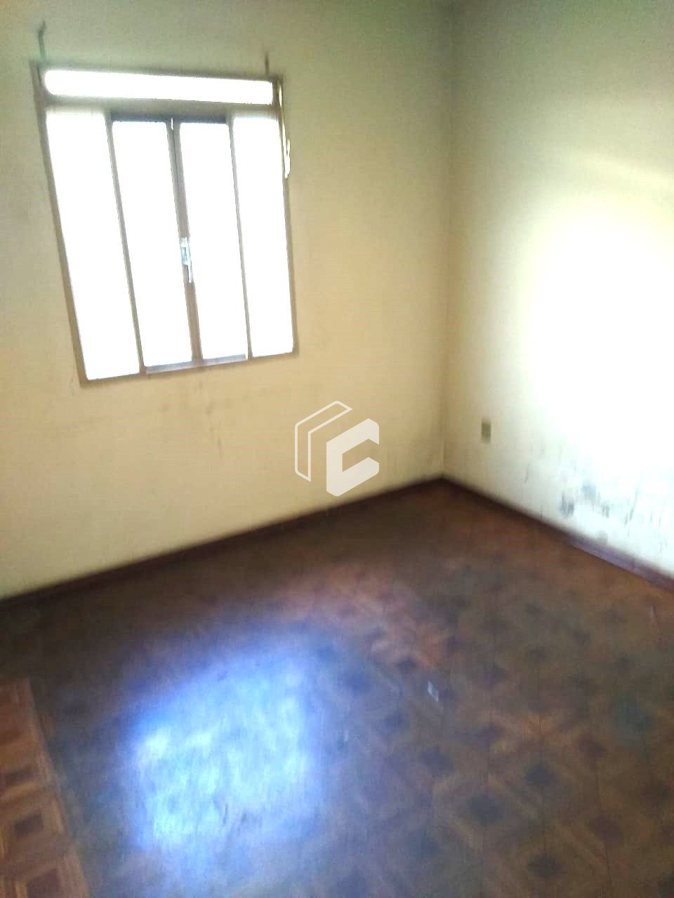 Casa à venda com 2 quartos, 70m² - Foto 5