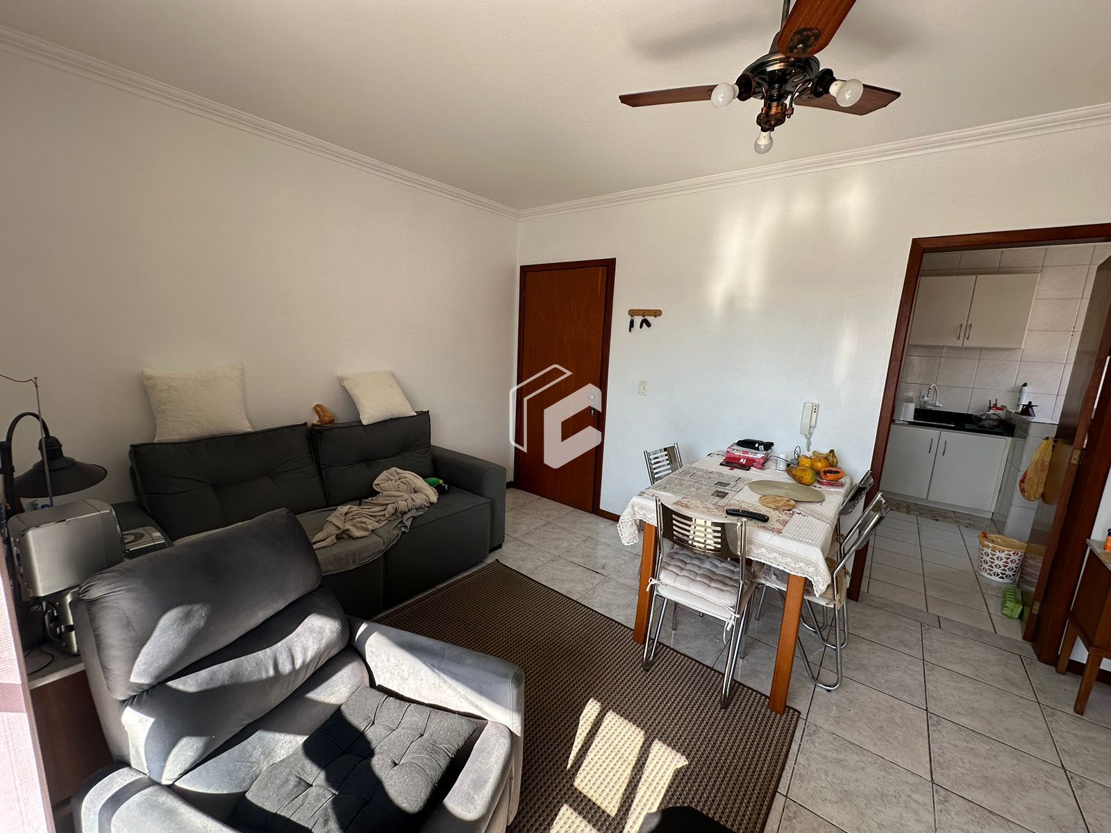 Apartamento à venda com 2 quartos, 83m² - Foto 1