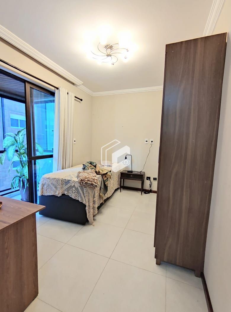 Apartamento à venda com 3 quartos, 189m² - Foto 14