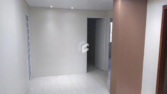 Casa à venda com 4 quartos, 246m² - Foto 5