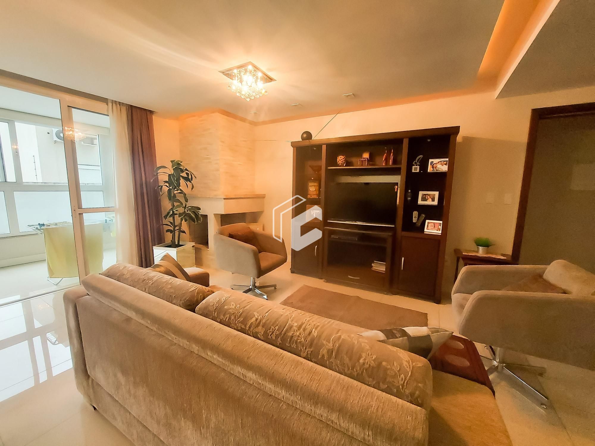 Apartamento à venda com 3 quartos, 131m² - Foto 6