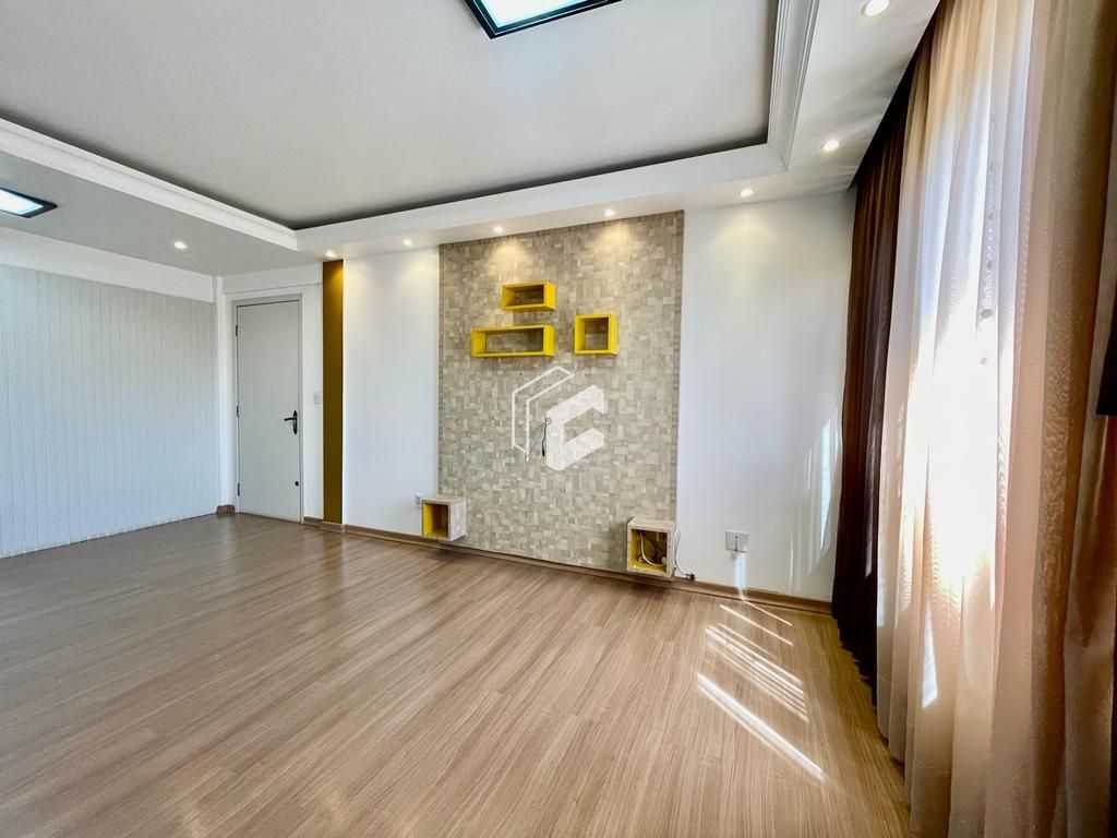 Apartamento à venda com 3 quartos, 158m² - Foto 4