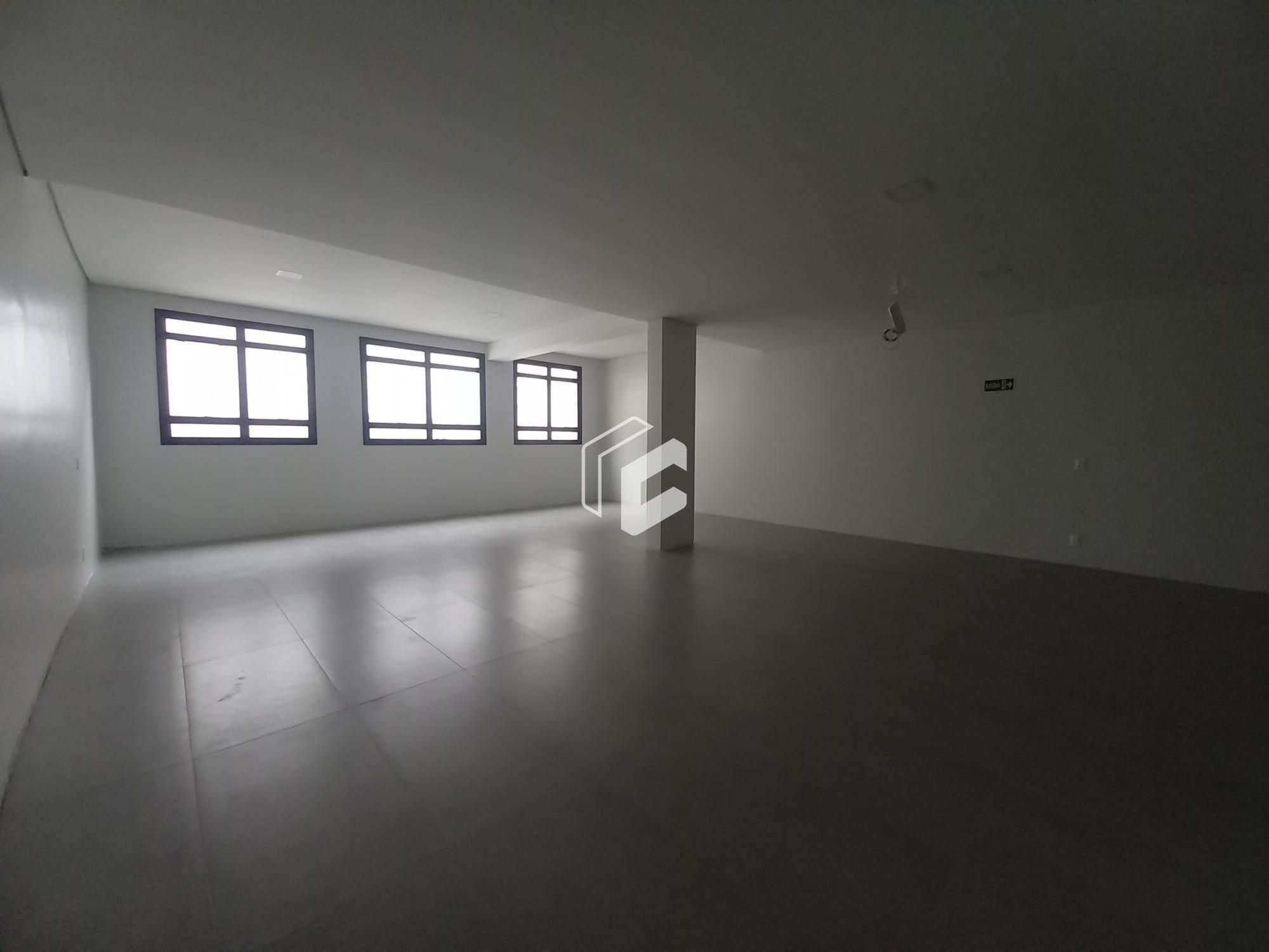 Conjunto Comercial-Sala para alugar com 1 quarto, 135m² - Foto 4