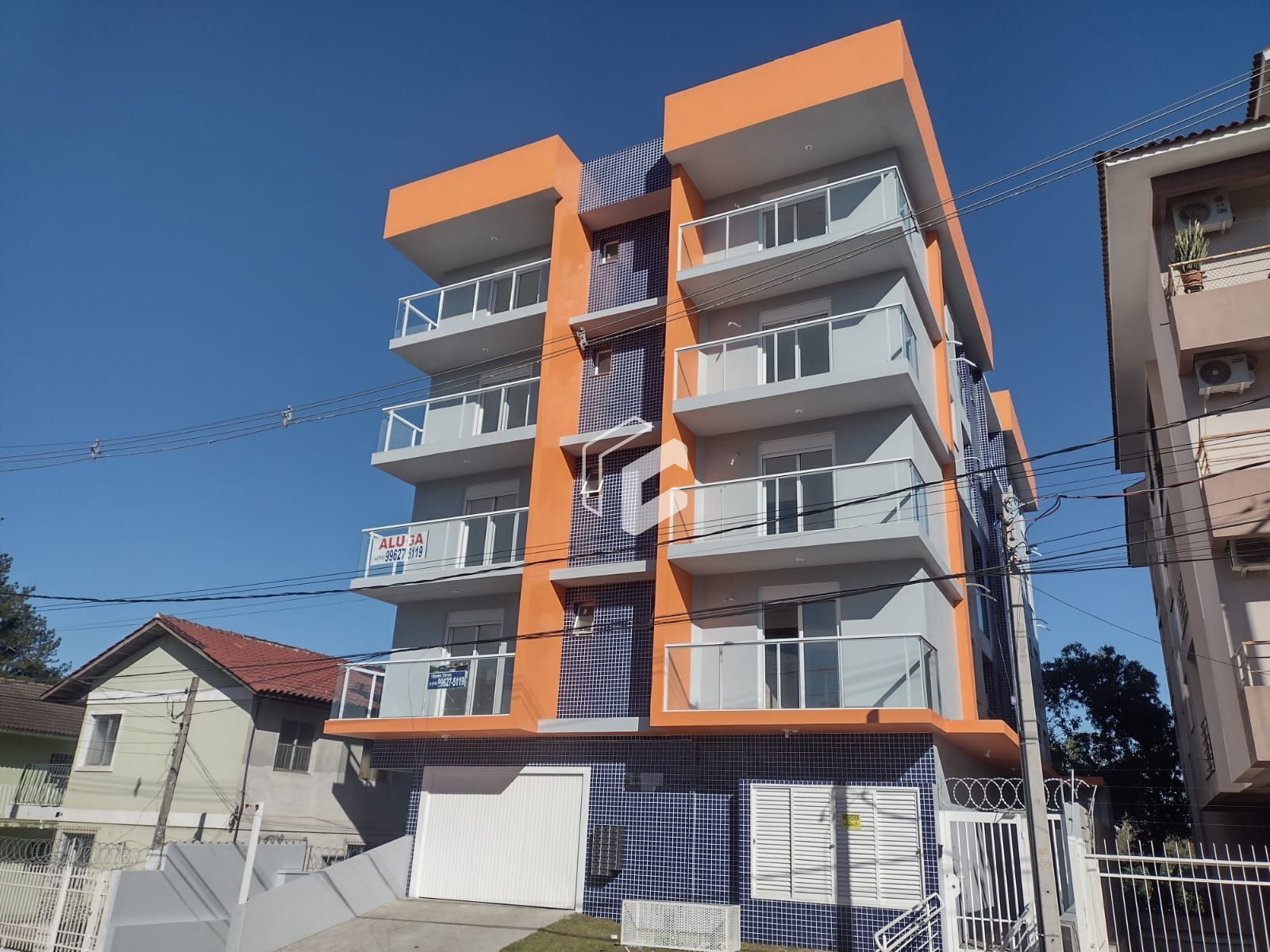 Apartamento à venda com 2 quartos, 60m² - Foto 1