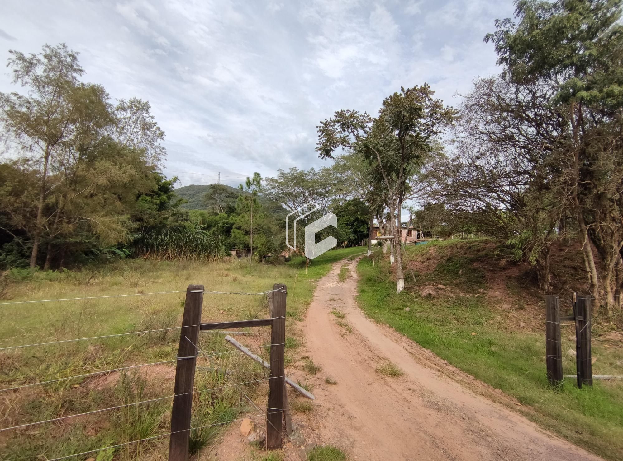 Fazenda à venda com 2 quartos, 112m² - Foto 3