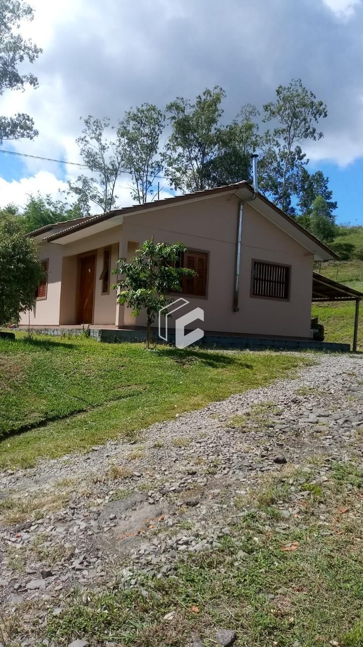 Chácara à venda com 2 quartos, 52m² - Foto 1