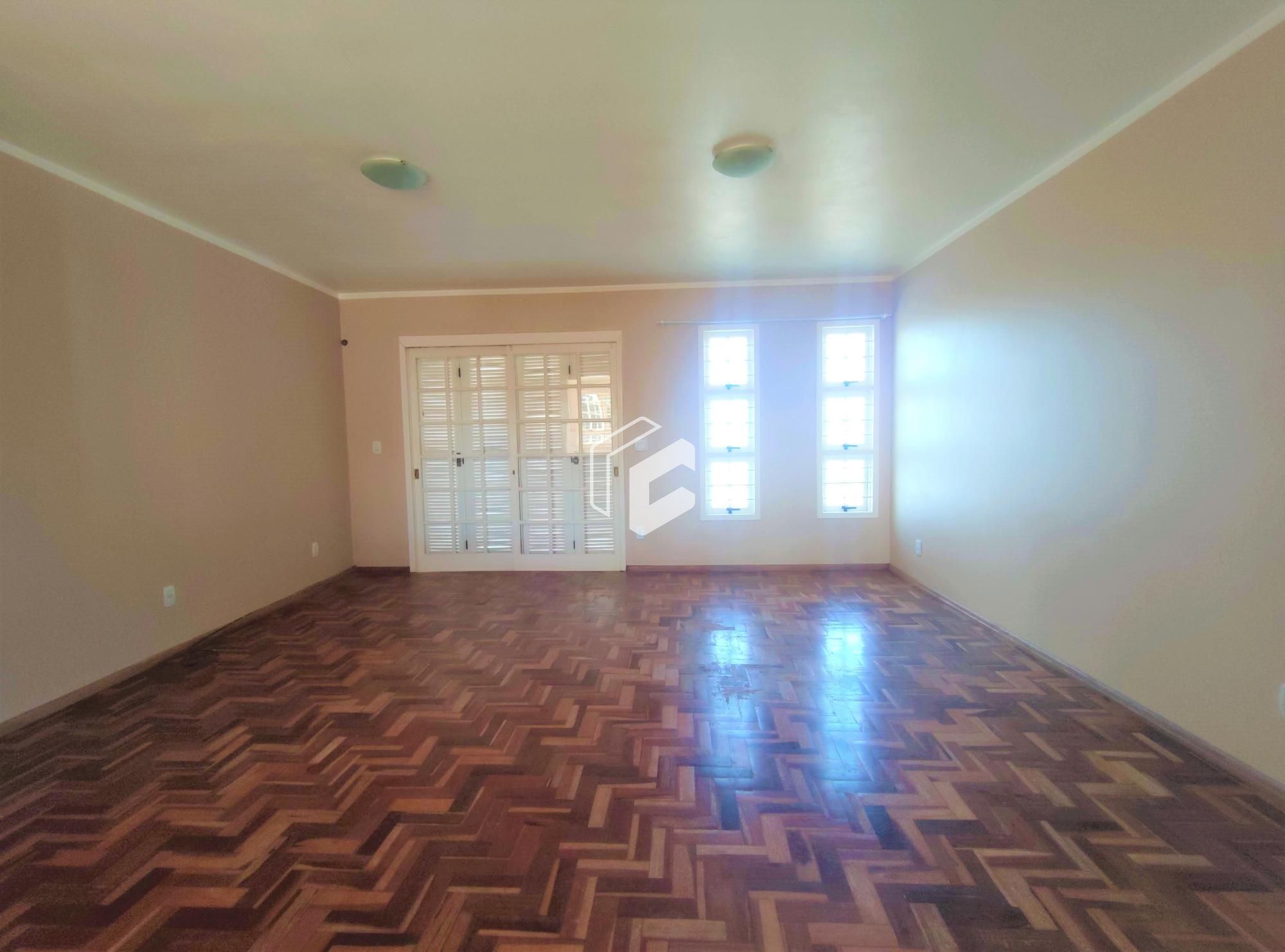 Casa Comercial à venda com 5 quartos, 262m² - Foto 9