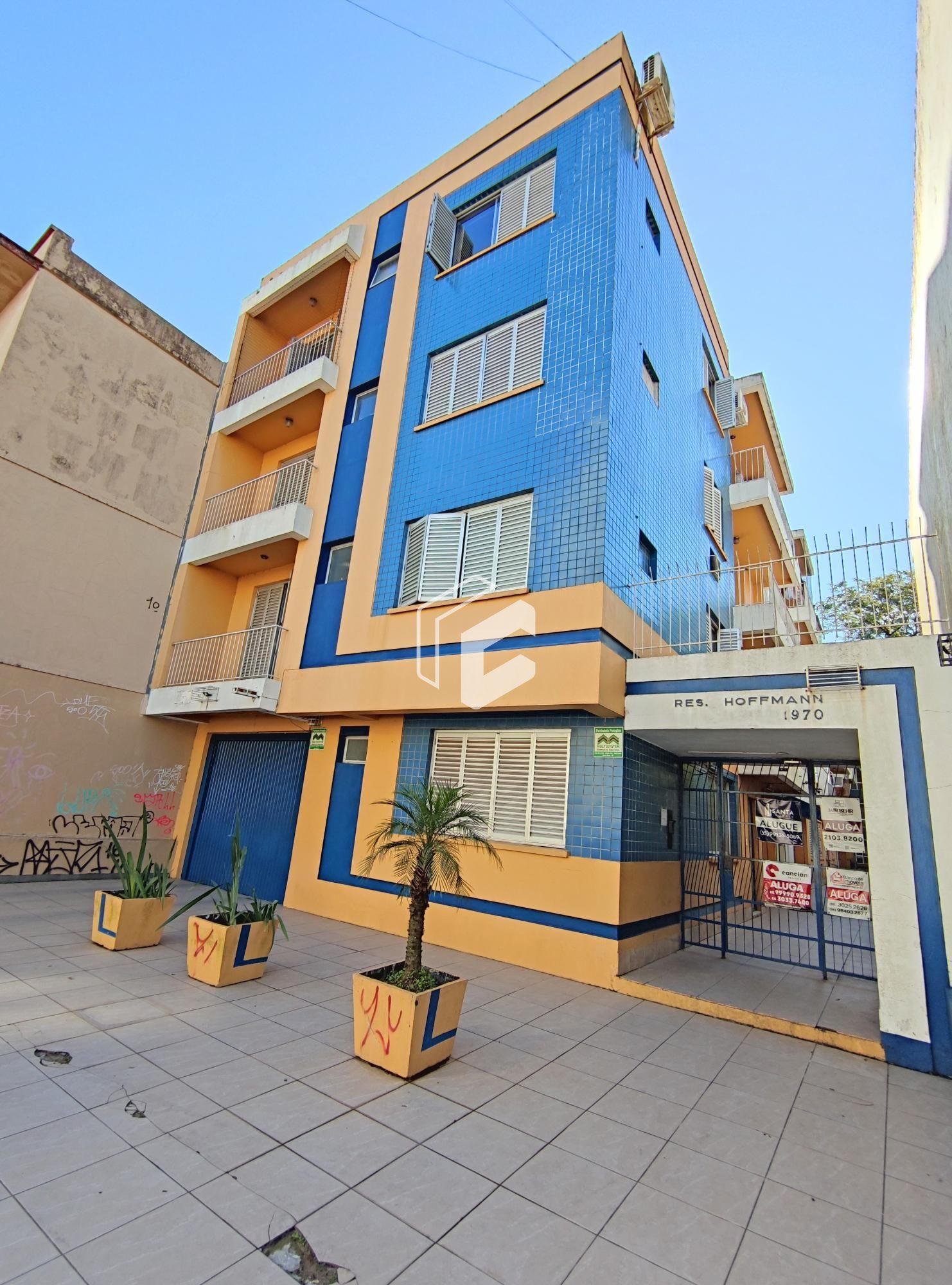 Apartamento à venda com 3 quartos, 92m² - Foto 1