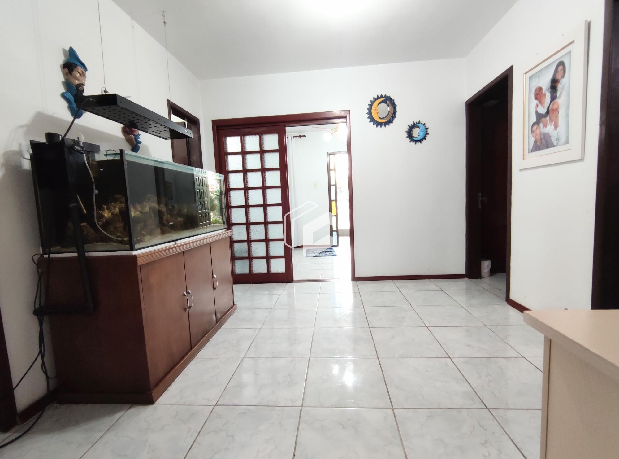 Casa à venda com 3 quartos, 234m² - Foto 5