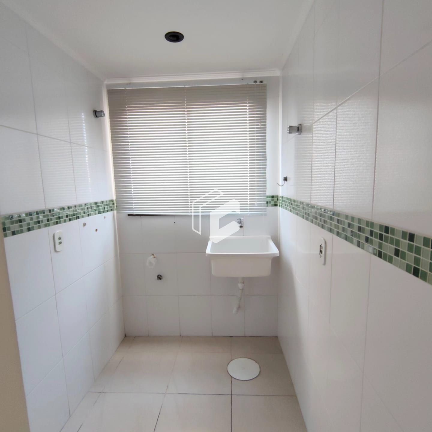 Apartamento à venda com 2 quartos, 60m² - Foto 9