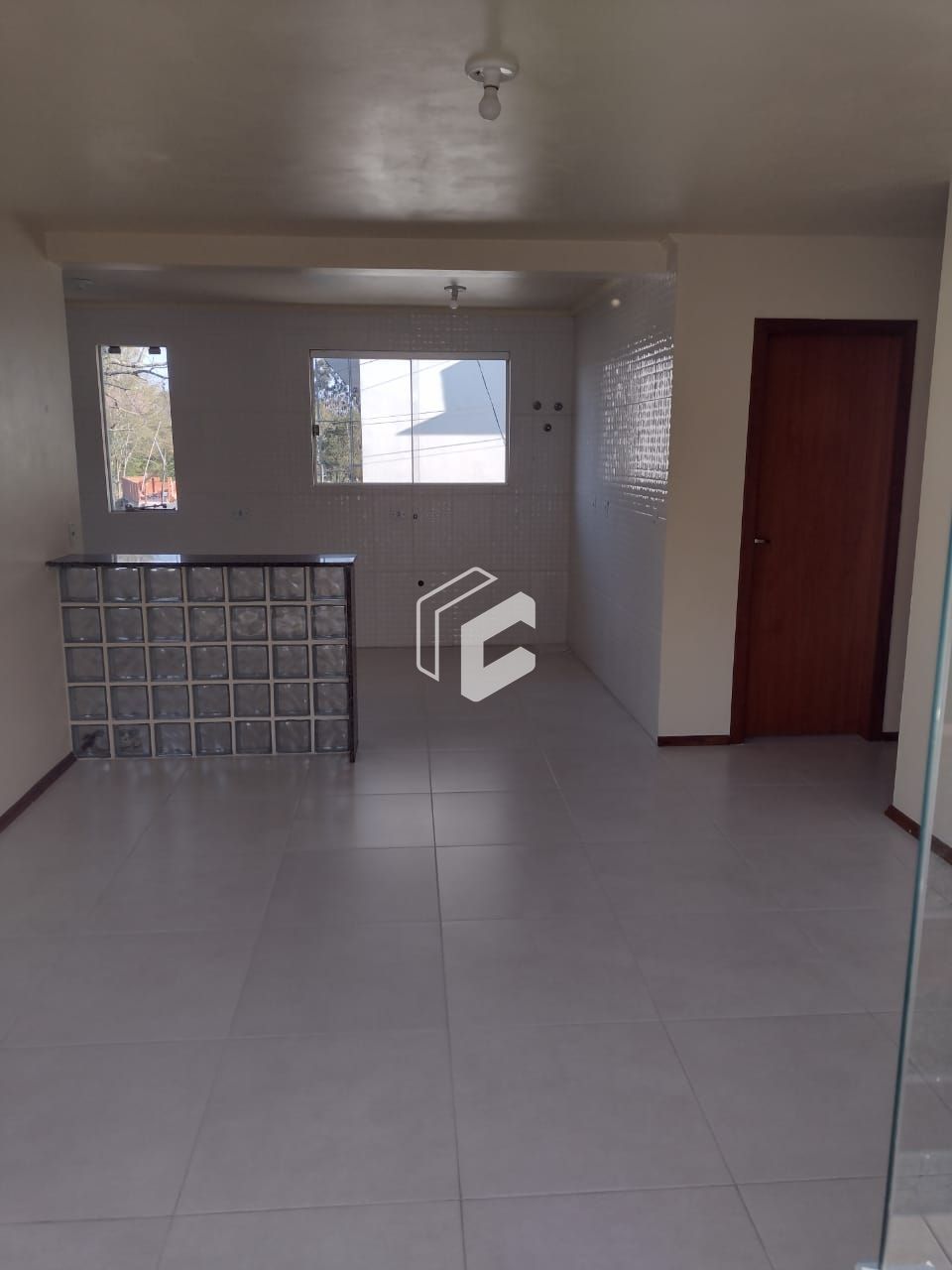 Apartamento à venda com 2 quartos, 61m² - Foto 3