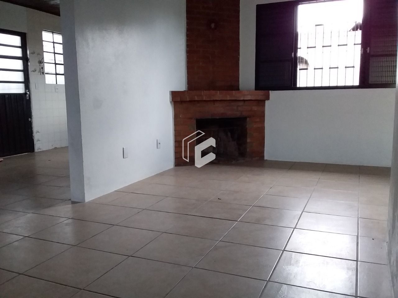 Casa à venda com 3 quartos, 158m² - Foto 2