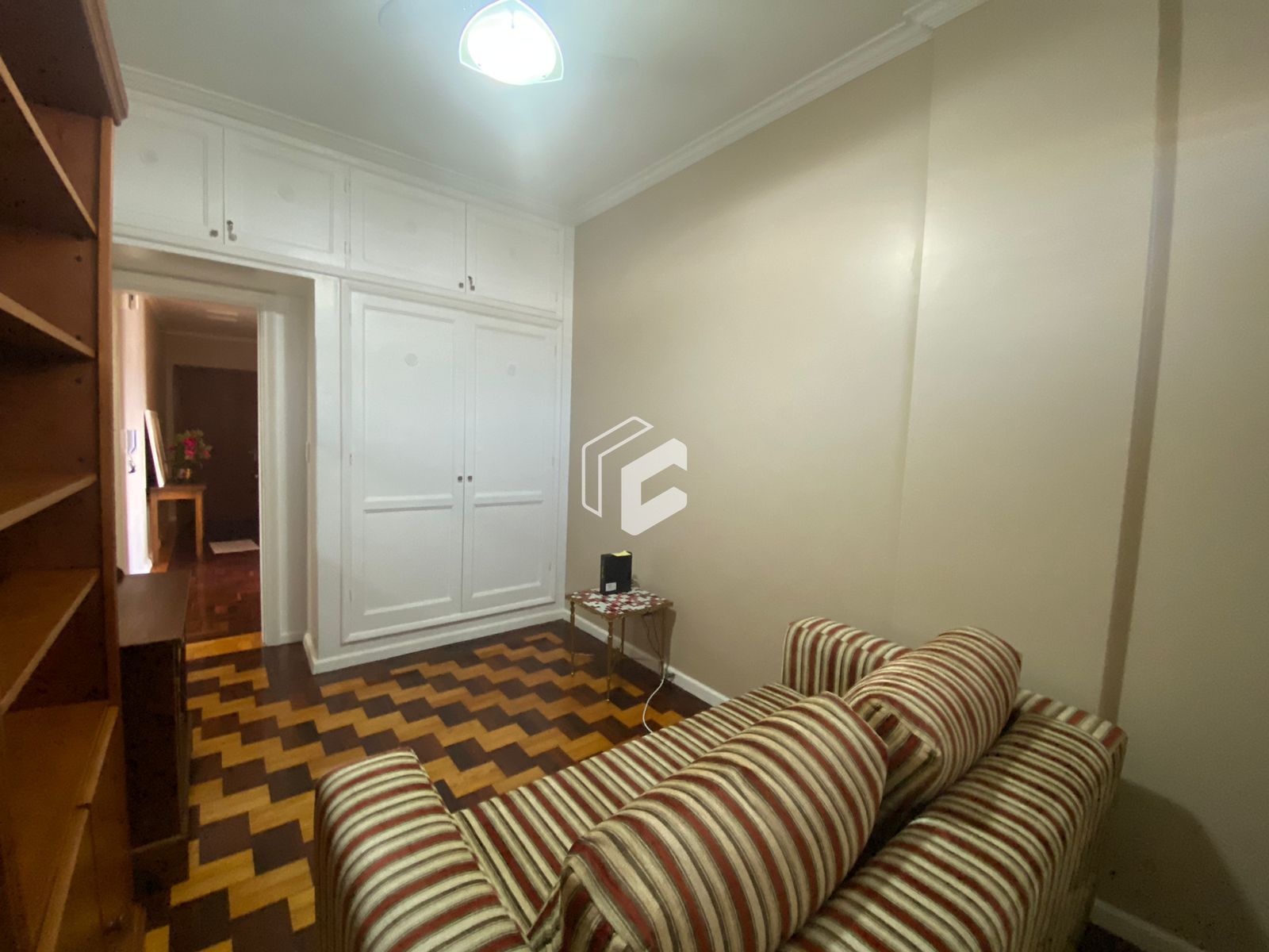 Apartamento para alugar com 3 quartos, 120m² - Foto 17