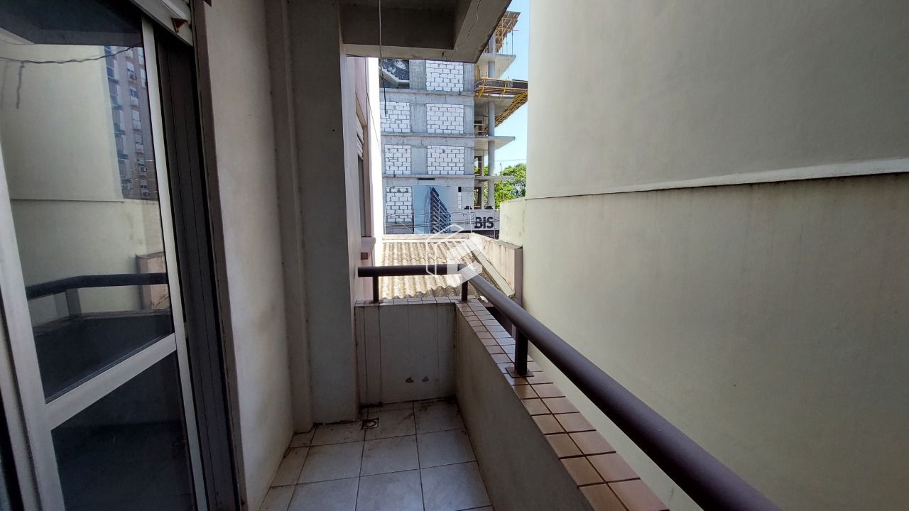 Apartamento à venda com 2 quartos, 66m² - Foto 4