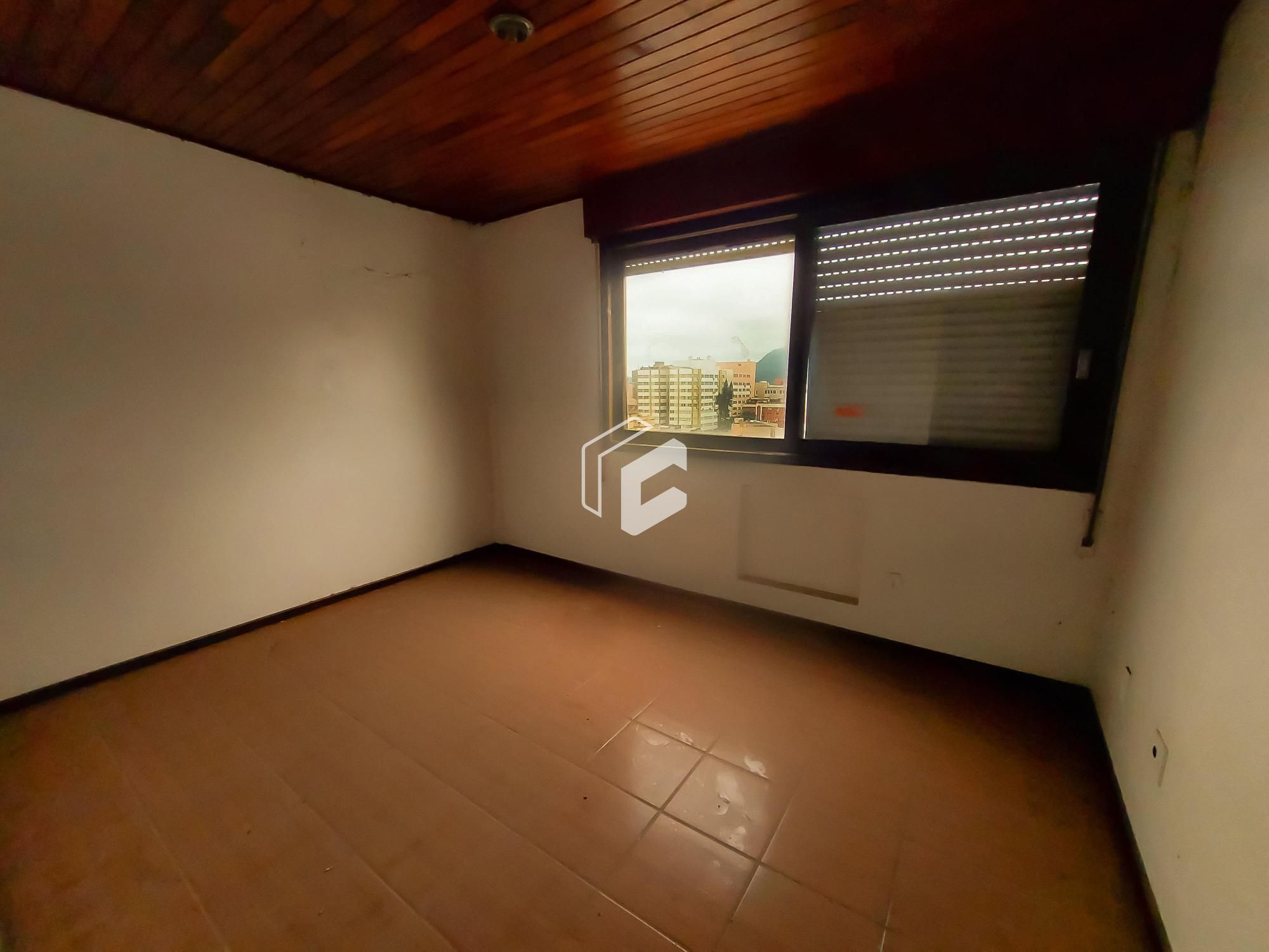 Apartamento à venda com 2 quartos, 86m² - Foto 2