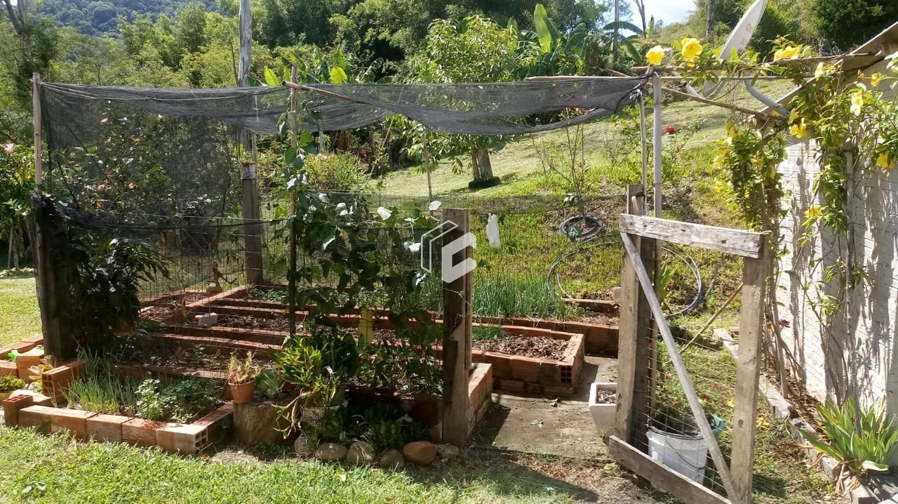 Chácara à venda com 2 quartos, 52m² - Foto 13