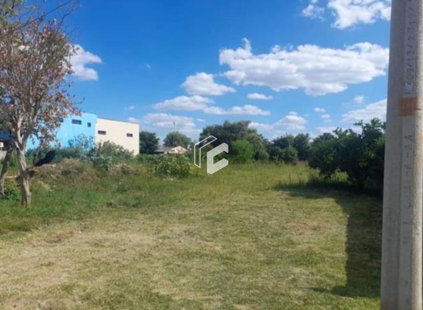 Terreno à venda, 1100m² - Foto 1