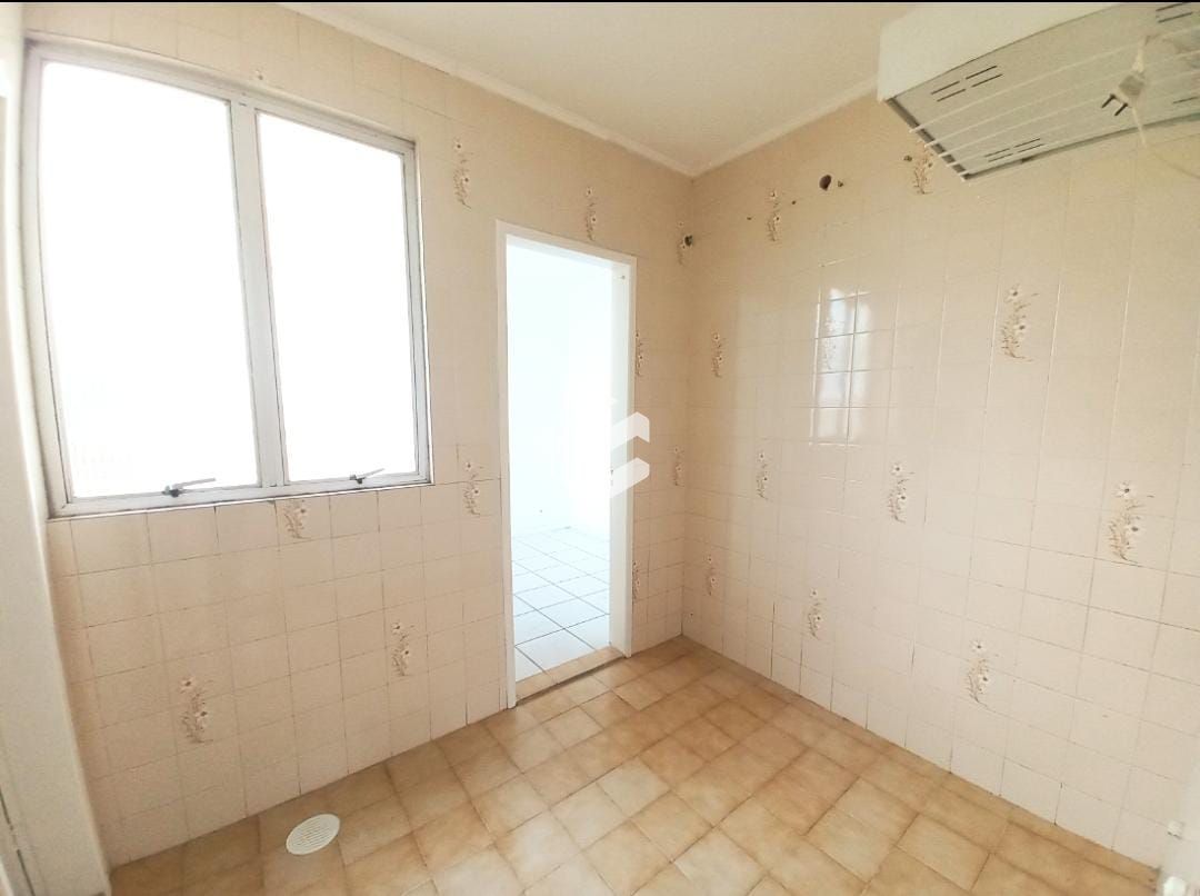 Apartamento à venda com 2 quartos, 98m² - Foto 5