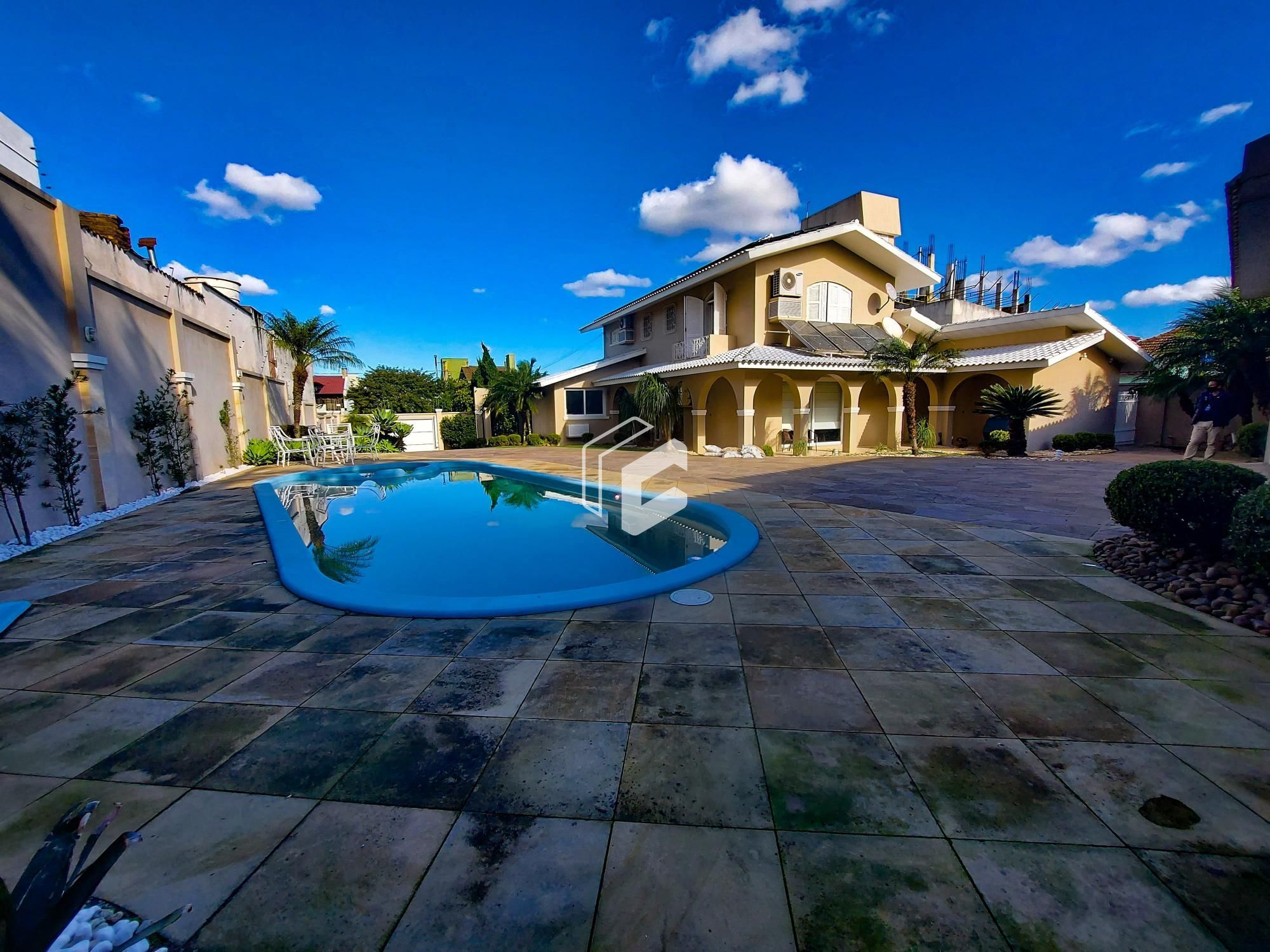 Casa à venda com 6 quartos, 480m² - Foto 21