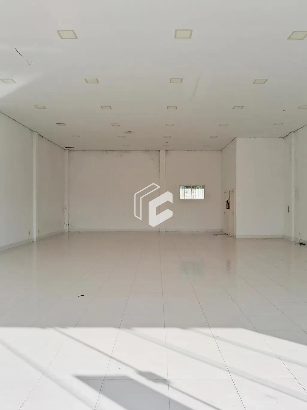 Loja-Salão para alugar com 1 quarto, 200m² - Foto 3