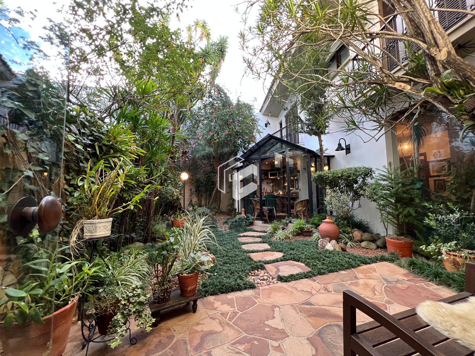 Casa, 3 quartos, 357 m² - Foto 2