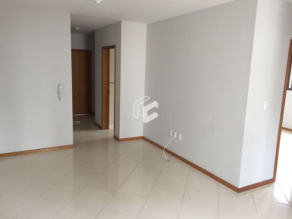 Apartamento à venda com 2 quartos, 72m² - Foto 2