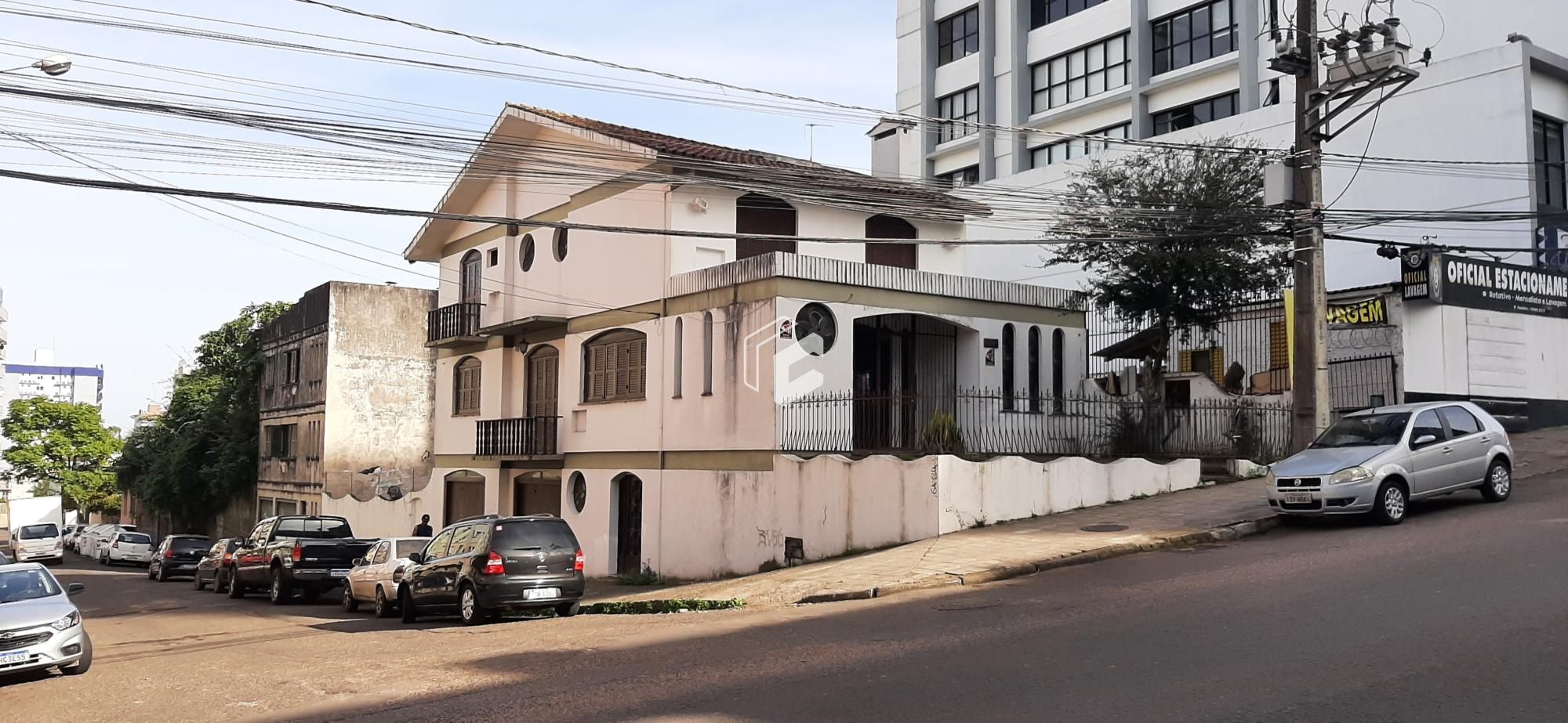 Casa à venda com 4 quartos, 353m² - Foto 1