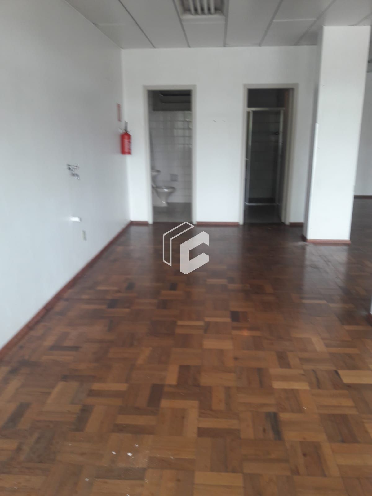 Conjunto Comercial-Sala à venda com 1 quarto, 105m² - Foto 4