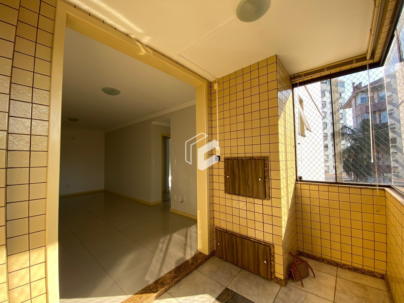 Apartamento à venda com 2 quartos, 93m² - Foto 9