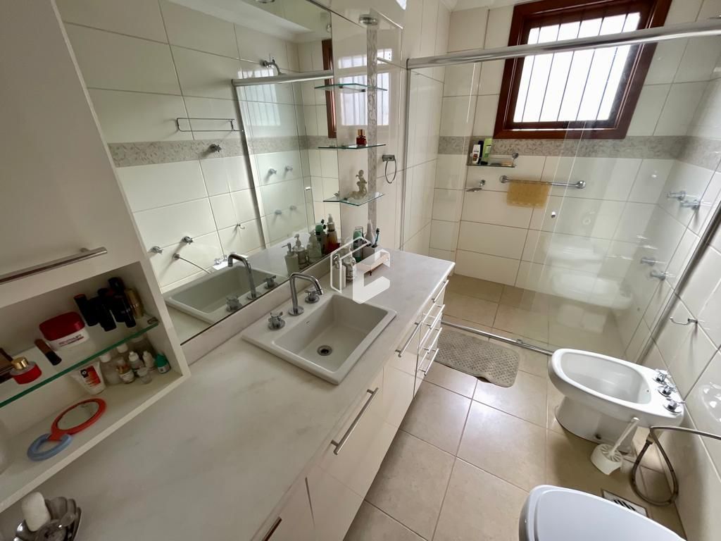 Apartamento à venda com 3 quartos, 252m² - Foto 22