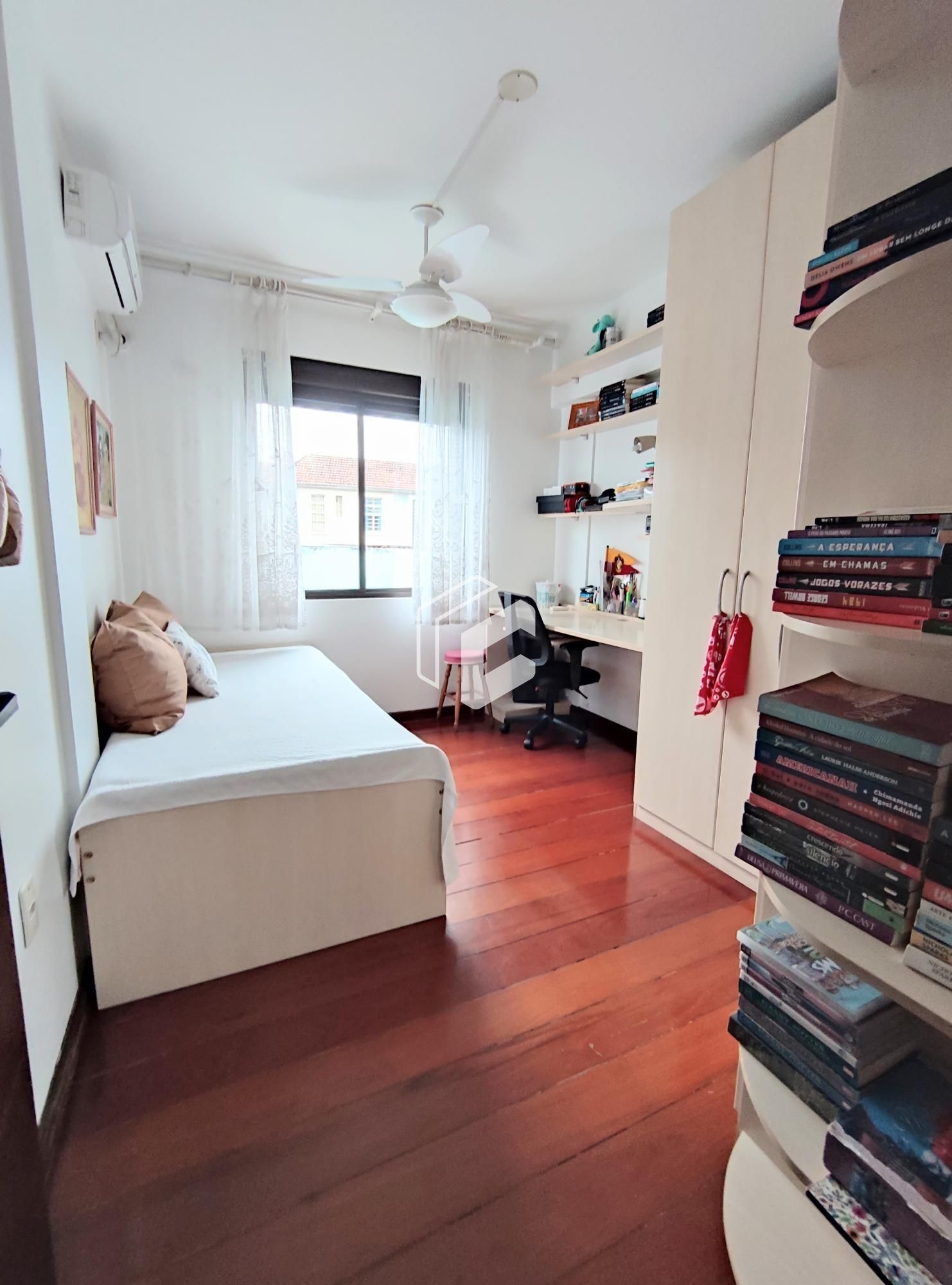 Apartamento à venda com 3 quartos, 196m² - Foto 18