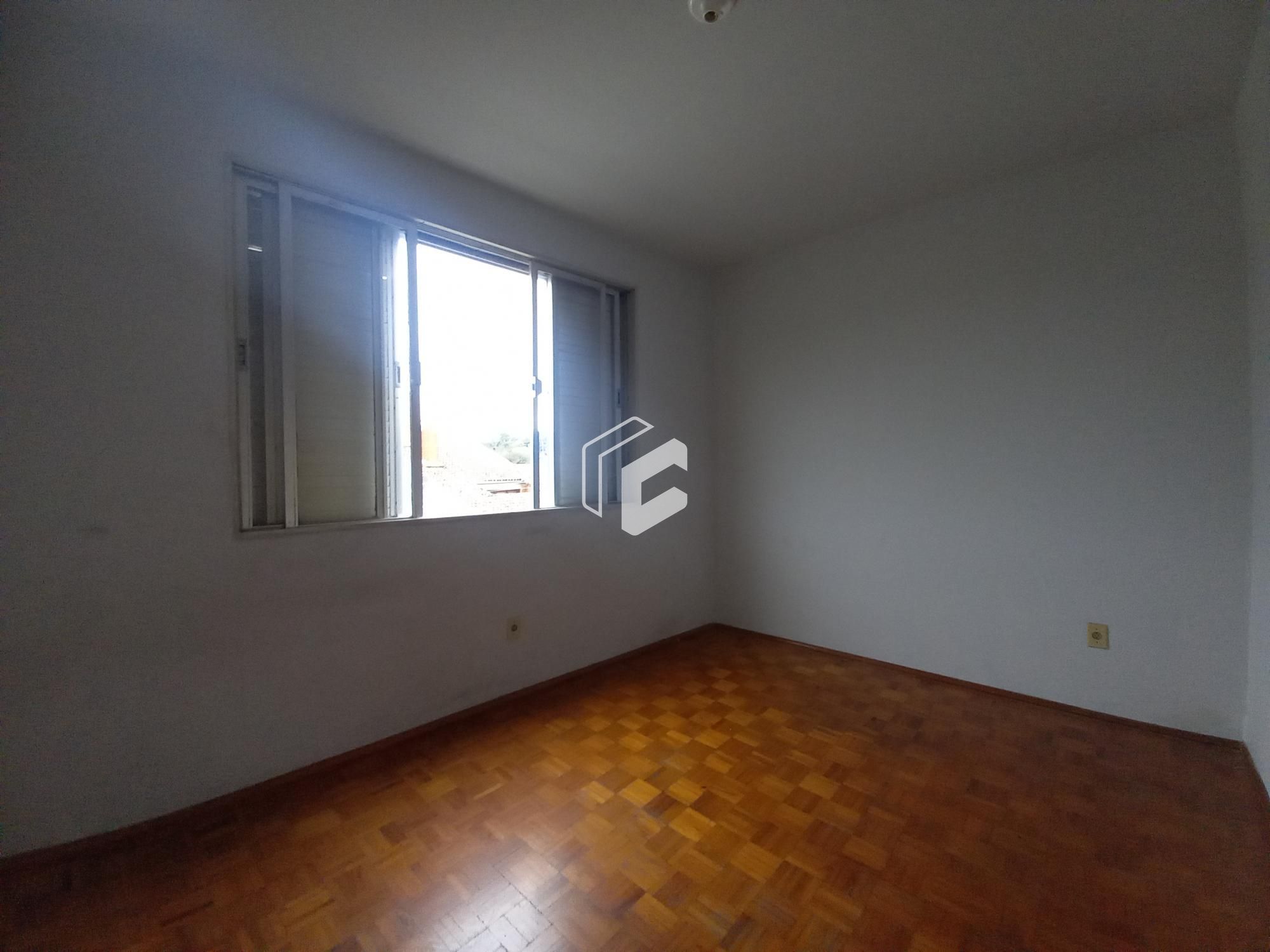 Apartamento para alugar com 4 quartos, 200m² - Foto 2