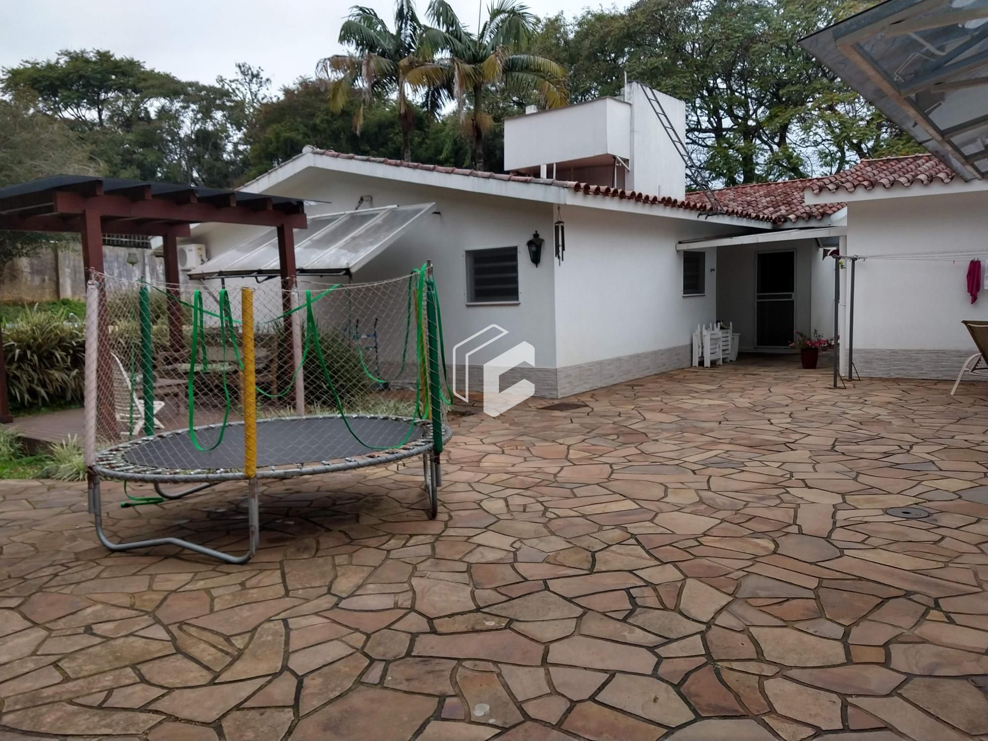 Casa à venda com 3 quartos, 194m² - Foto 8