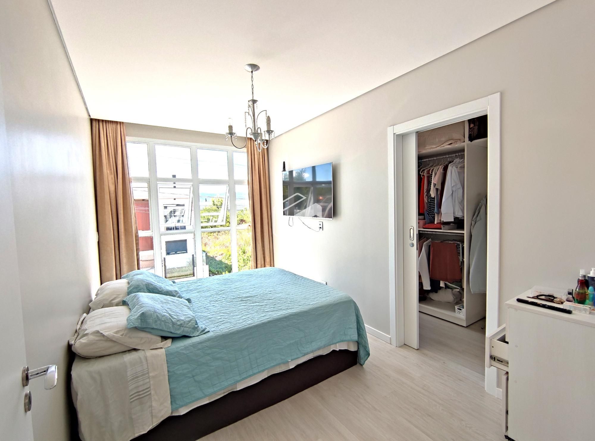 Casa, 4 quartos, 244 m² - Foto 9