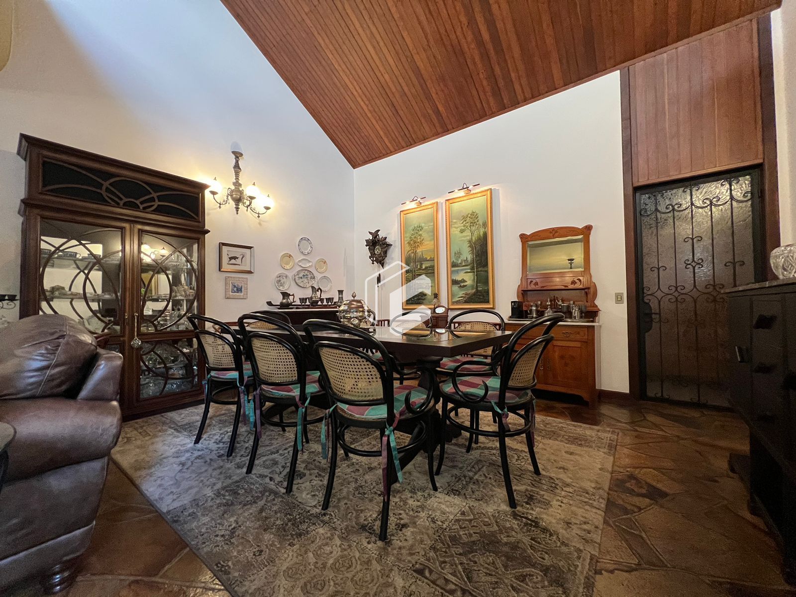 Casa, 3 quartos, 357 m² - Foto 9