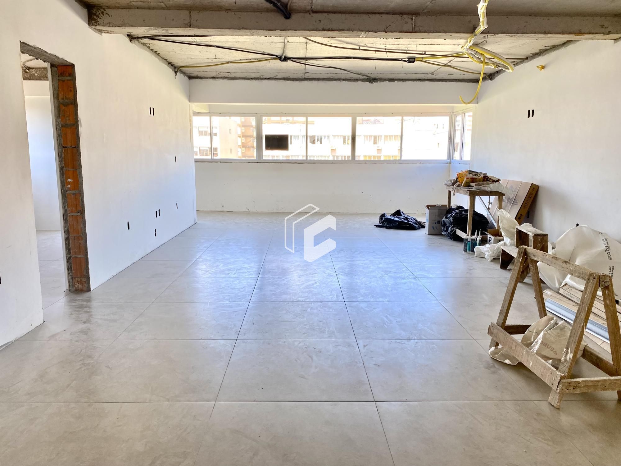 Apartamento à venda com 3 quartos, 211m² - Foto 14