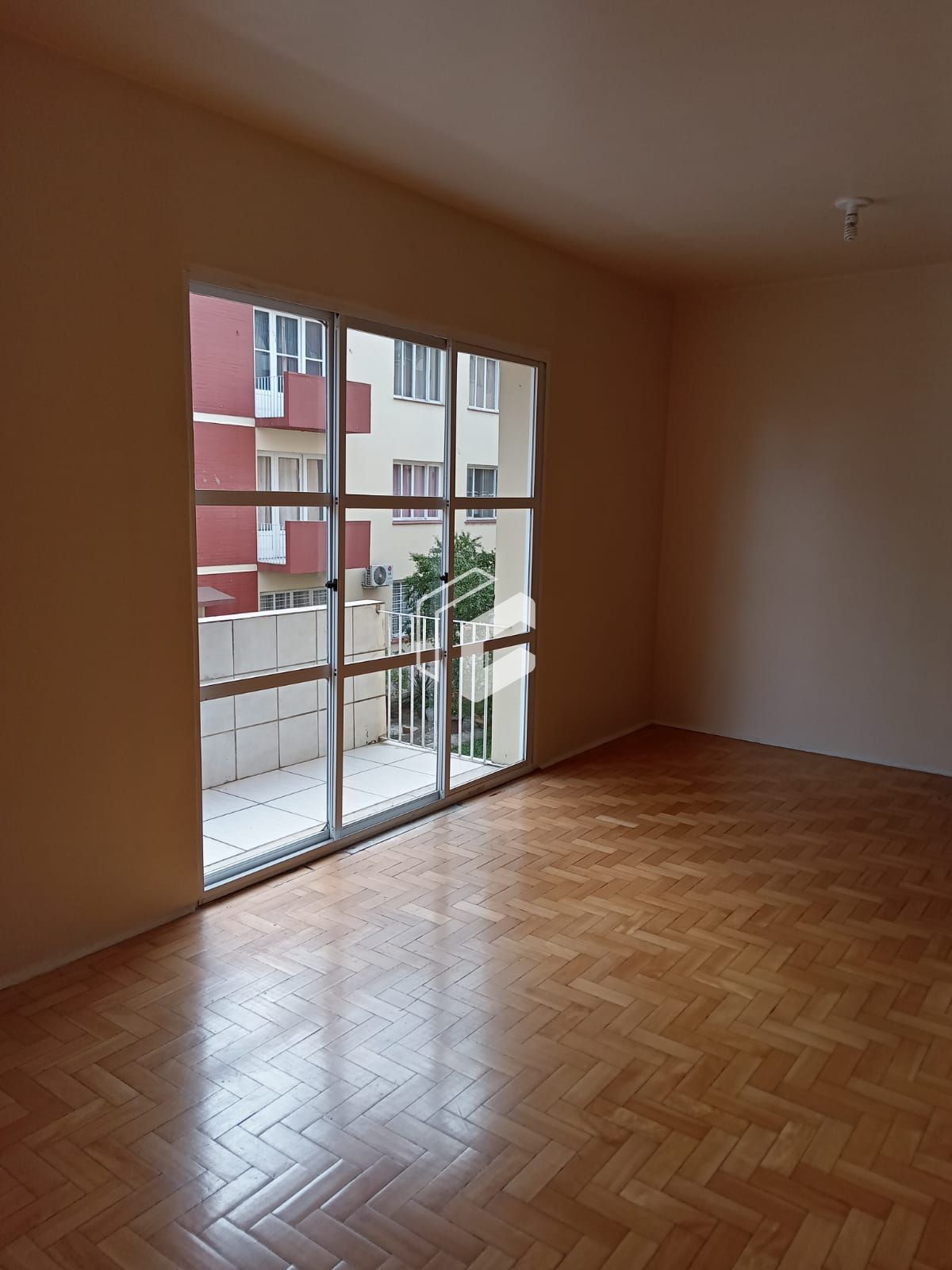 Apartamento à venda com 3 quartos, 107m² - Foto 6