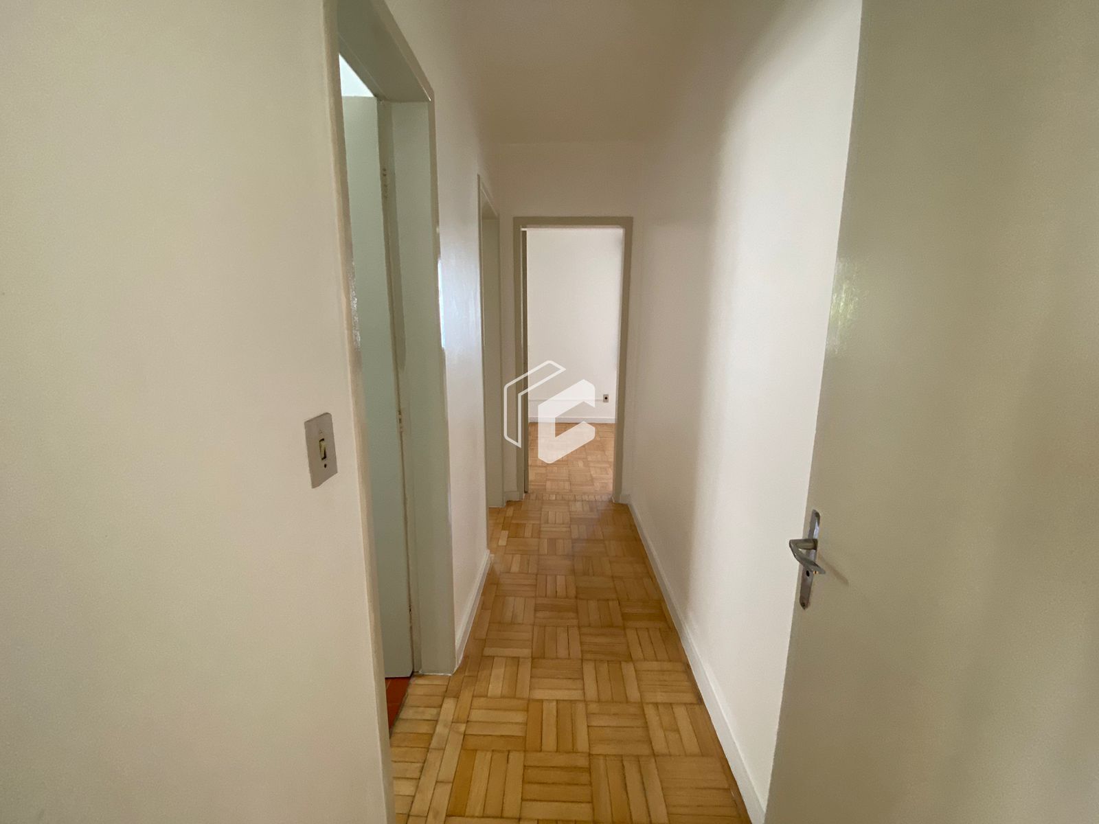 Apartamento à venda com 2 quartos, 78m² - Foto 5