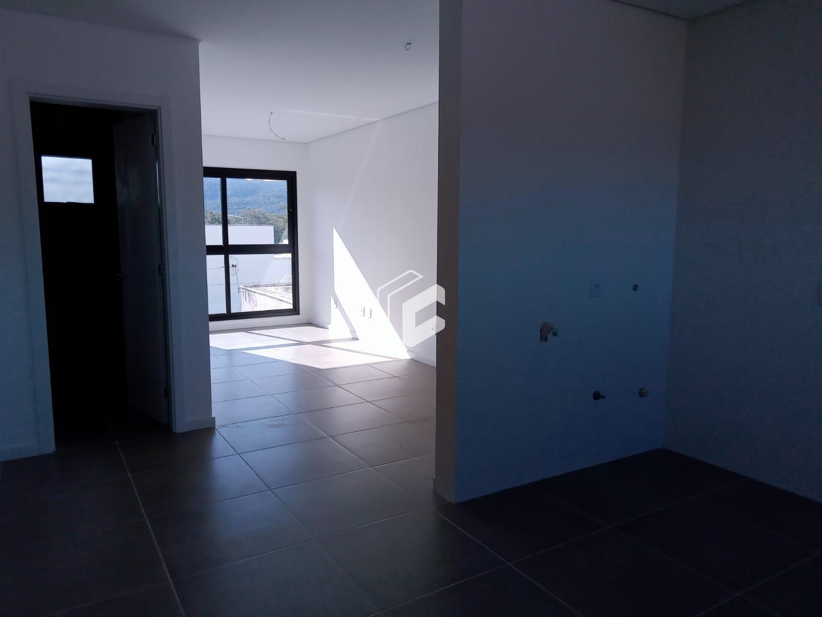 Apartamento à venda com 3 quartos, 99m² - Foto 4